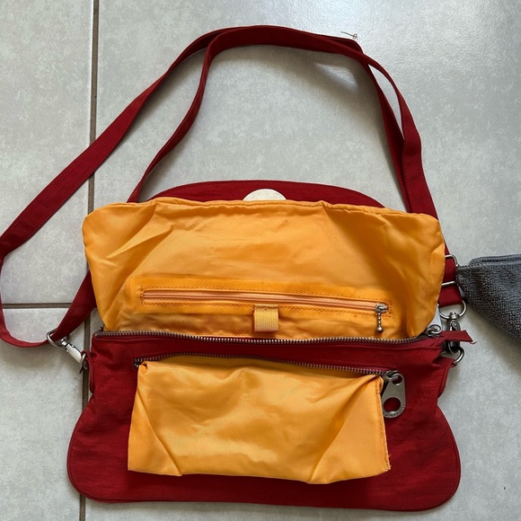 Baggallini Monaco crossbody bag - Picture 8 of 12